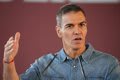 Sánchez reivindica les "moltes maneres" de viure Espanya: "Aquest 12 d'octubre portem els nostres drets per bandera"