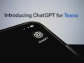 OpenAI, la impulsora de ChatGPT, demandada per vuit estats dels EUA per "causar danys a nens" i infringir la llei