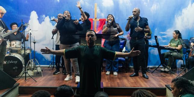 A Brasil, els evangèlics s'enrabien de la politització del seu culte: « És desolant que la religió sigui utilitzada per l'extrema dreta »