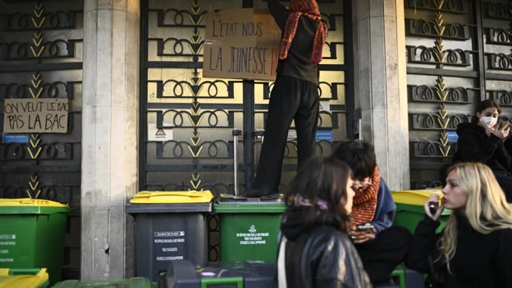Moviment estudiant: els blocatges es prolonguen abans de la nova jornada de mobilització dissabte