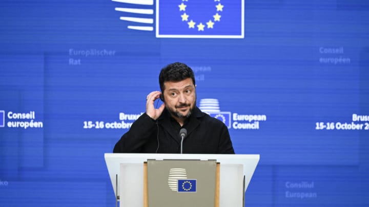 Ucraïna: Zelenski davant les incerteses del suport occidental