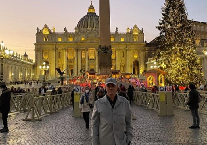 La Roma de Mourinho: visites d'incògnit a Sant Pere, 'shopping' en Via del Cors, passejos en Vespa i sopars en Aqua i Molto
