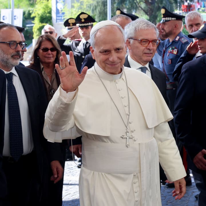 El papa Leo intenta recuperar-se després del càncer Surgery, el Vaticà diu: