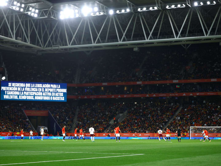 Espanya va castigar la FIFA per als crits islamòfobics durant l'amic Egipte.
