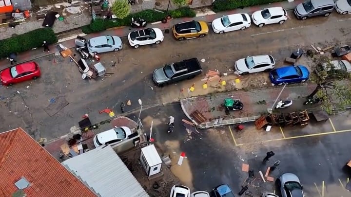 Diverses persones mortes o desapareguts després de les inundacions d' Istanbul