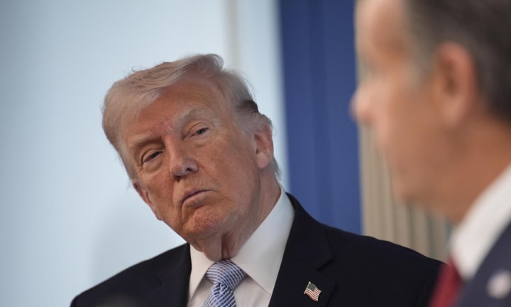 Mèdia, Trump furiós, podria interrompre intel·ligència amb Kíiv