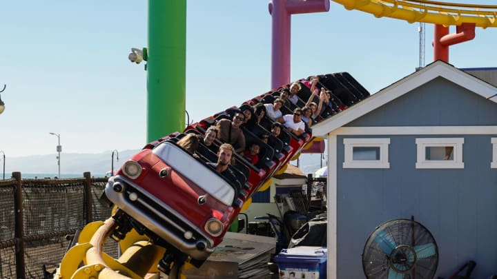 Incident sobre les muntanyes russes de Six Flags a Atlanta, uns morts i nombrosos ferits