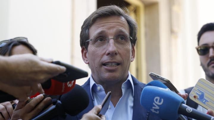 Almeida anuncia que baixarà l'IBI per al 2027 “al tipus mínim legal”