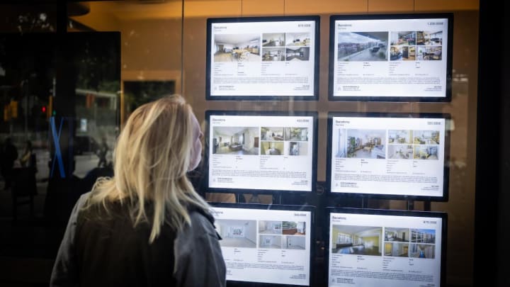 La compravenda d'habitatge per estrangers cau un 13% entre la pressió reguladora i els preus alts