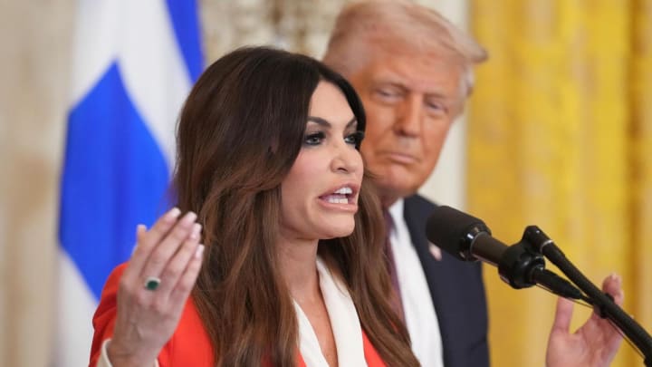 Kimberly Guilfoyle, la exnovia de Trump Jr que va acabar d'ambaixadora a Grècia entre escàndols