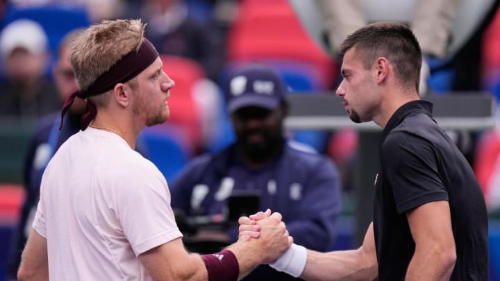 Davidovich avança a semifinals en Shanghái per la retirada d'Arthur Gea
