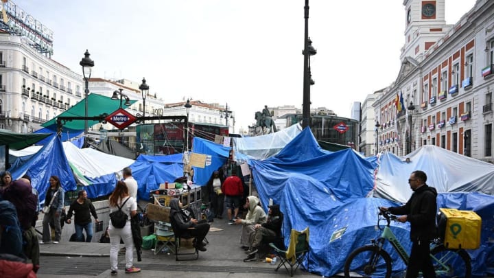 Madrid intensifica la seva ofensiva judicial contra els acampats a la Porta del Sol