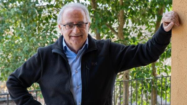Peramola homenatjarà Ramon Besora en el seu 80è aniversari, una vida dedicada a la paraula i a la cultura