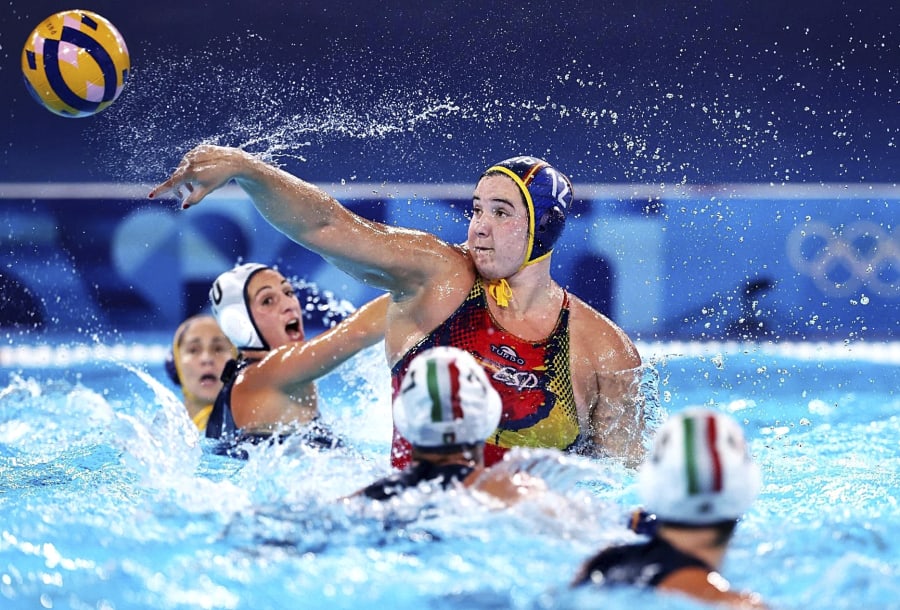 Paula Leitón, jugadora de la Selección Española de Waterpolo: "El amor no se mide en tallas"