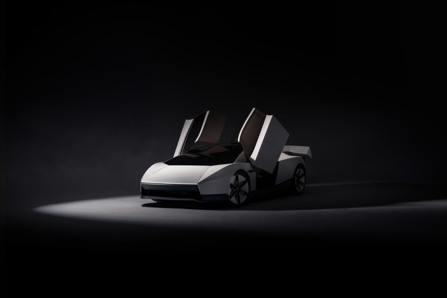 Tesla presenta un cotxe elèctric amb tecnologia de SpaceX que pot volar i accelera com un coet