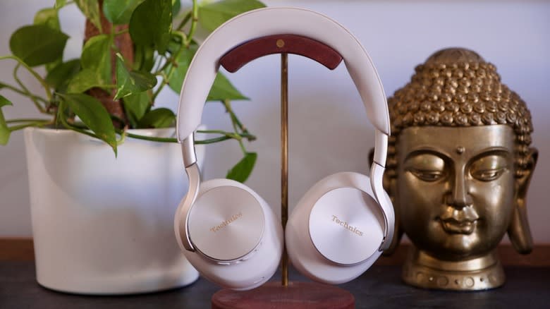 Technics EAH-A1000