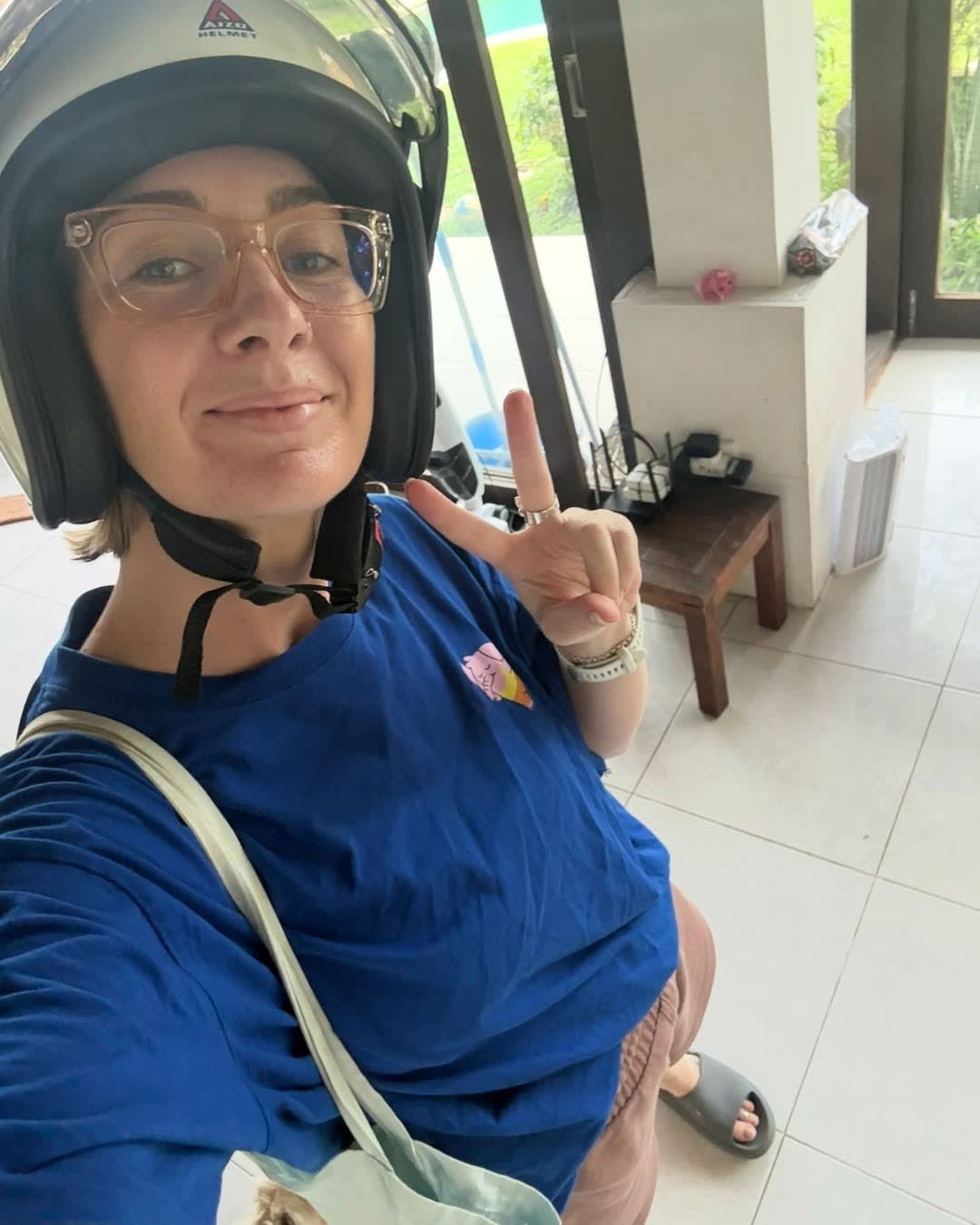 Life’s getting a little too comfortable here 😅

Off on the motorbike… in my house clothes and house