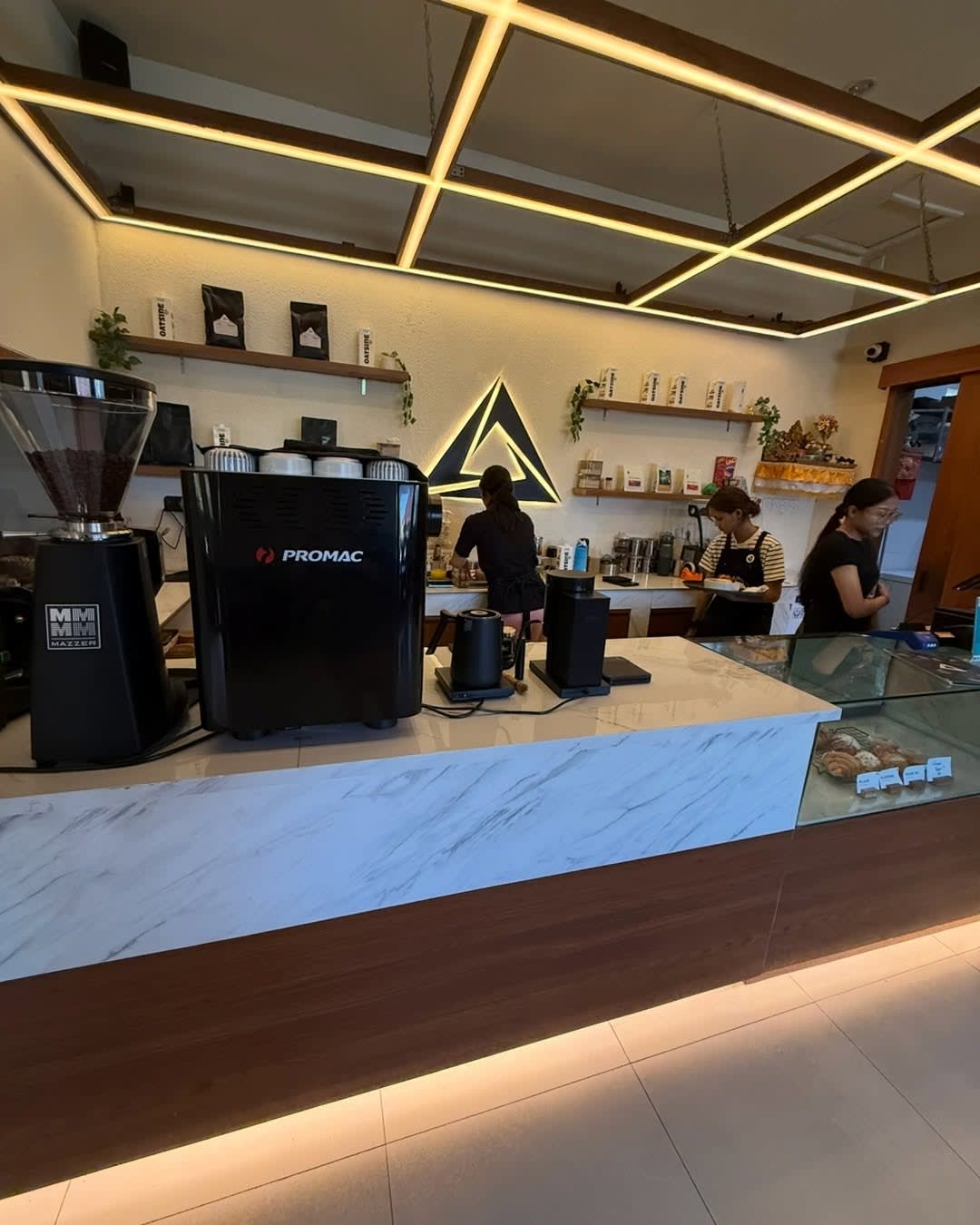 One of our favourite Bali finds are the places we discover completely by accident 🤍☕

That's exactl image 4