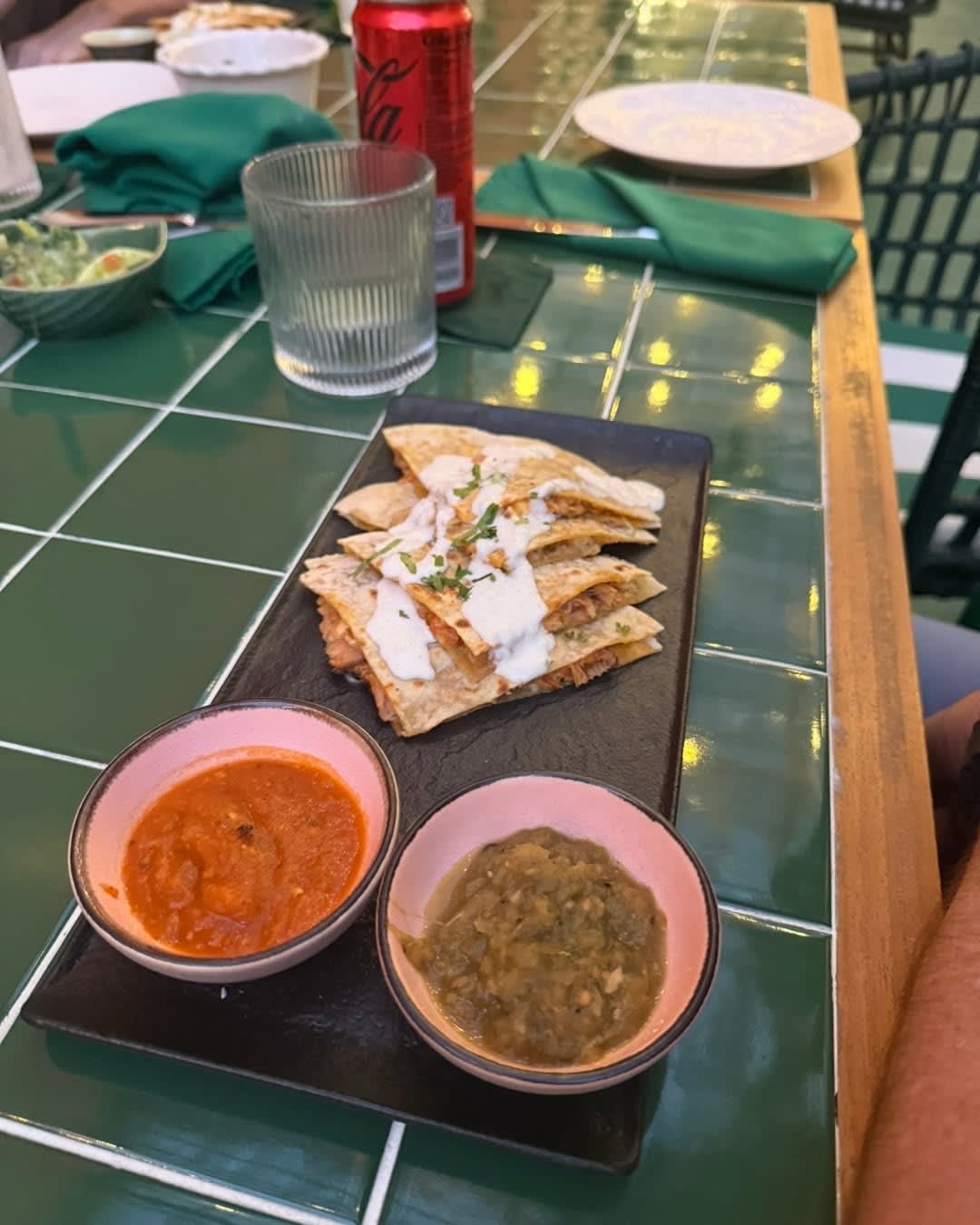 🌮 WE FOUND A NEW MEXICAN SPOT IN LOVINA! 🇲🇽🌴

While we were exploring Lovina, we came across Mez image 8