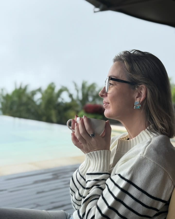 The Magic of Simple Moments in Bali: Coffee Dates and Cool Breezes