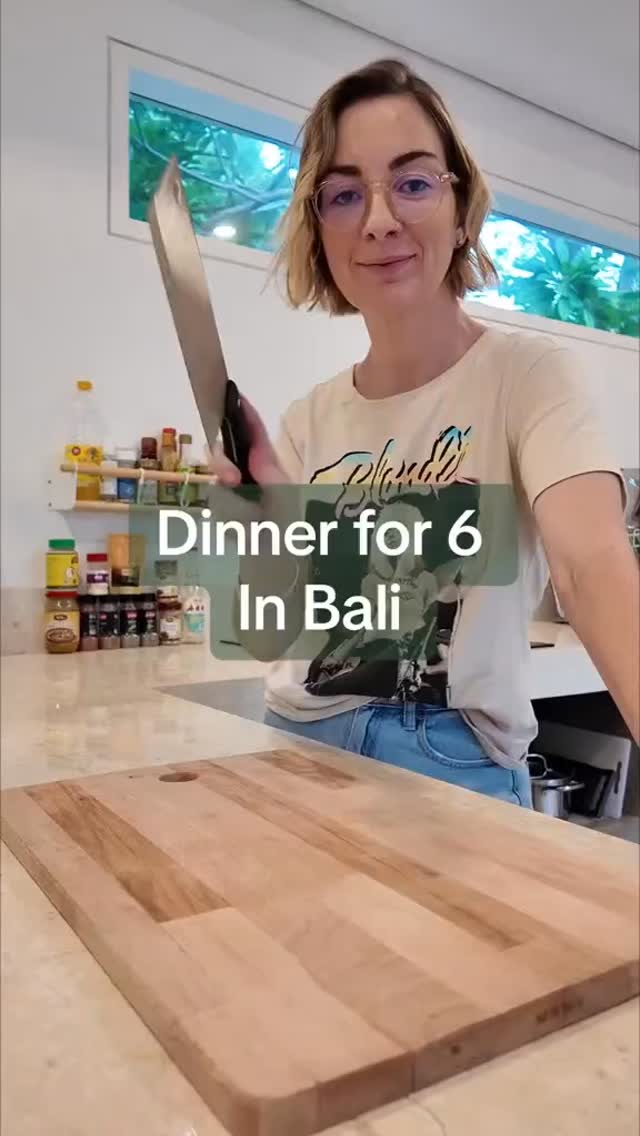 Just a little kitchen moment 🤍

Corn fried pancakes on repeat in our house… crispy on the outside, 
