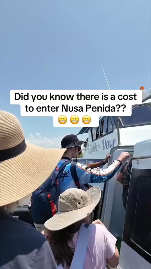 One little thing to remember when visiting Nusa Penida 👇🌴

There is an island entrance fee that yo
