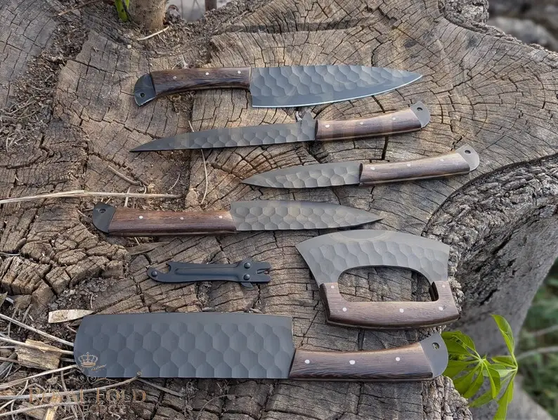 Detailed view 2 of Hand-forged Damascus steel Hand-Forged 8-Piece Black Steel Kitchen Utensil Set with Leather Cover – Rustic Chef Collection