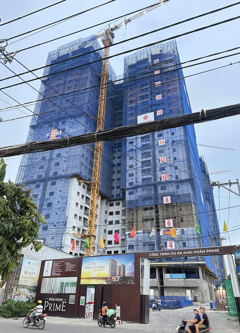Bán căn hộ cao cấp full nội thất ngay Đại học RMIT, Tôn Đức Thắng cách Phú Mỹ Hưng 7 phút - Ảnh 1