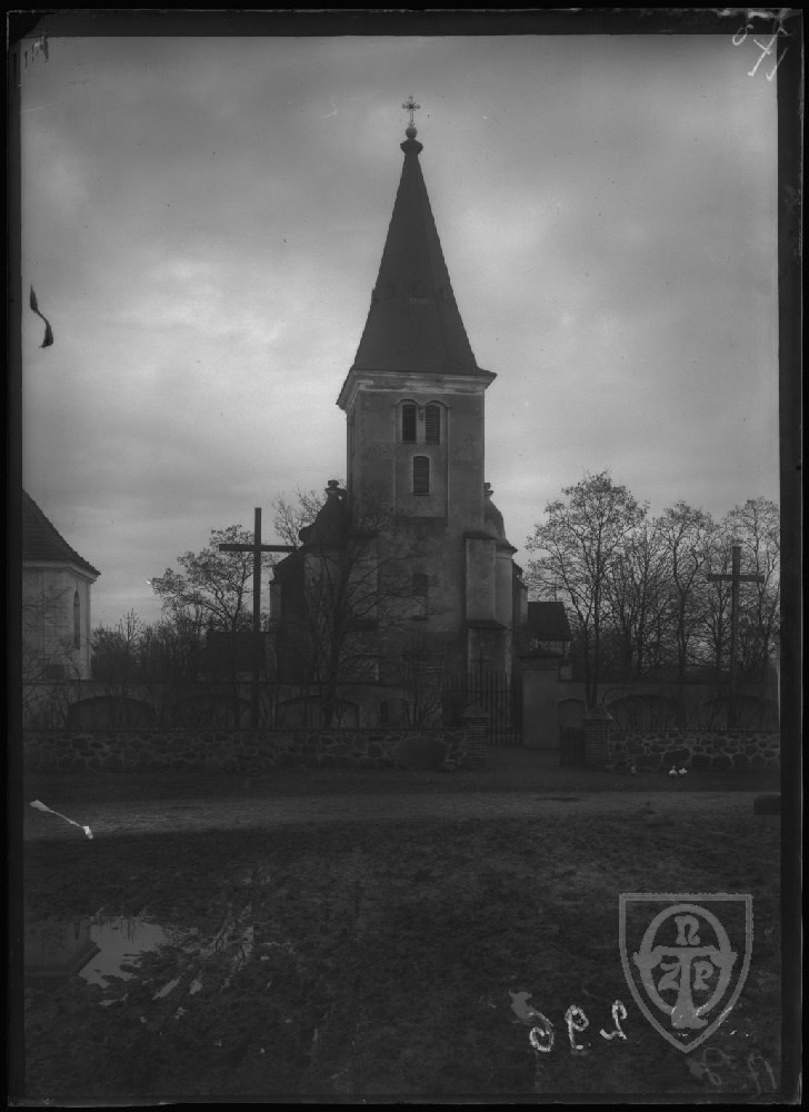 Kiernozia