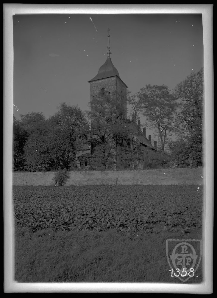 Włostów