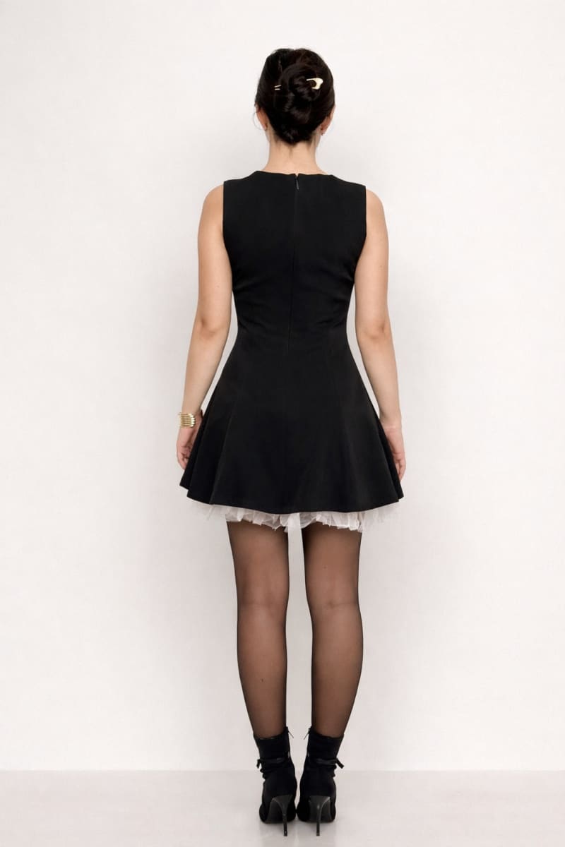 ROBE AVEC NOEUD - Vue 2