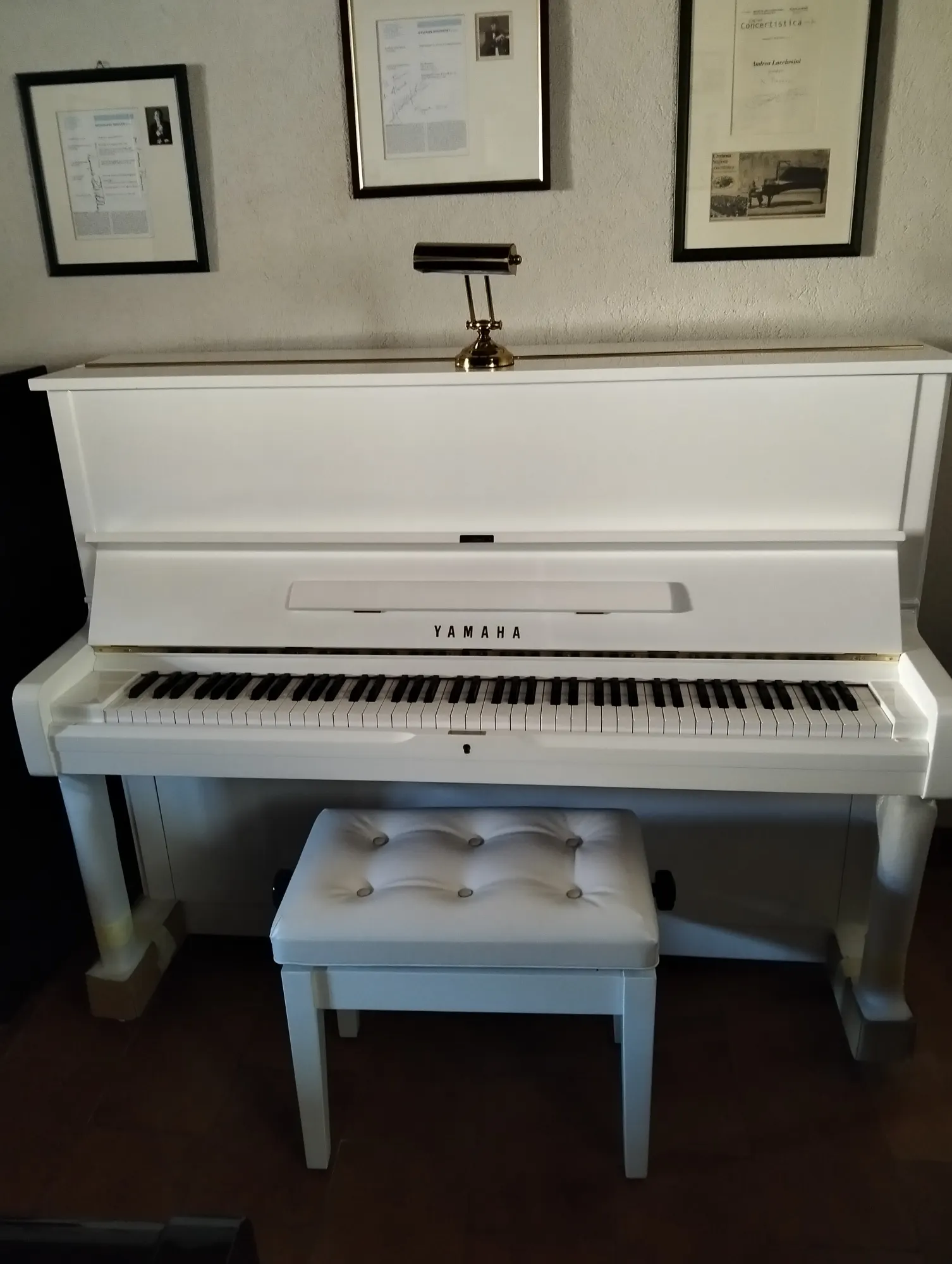 Yamaha U1H
