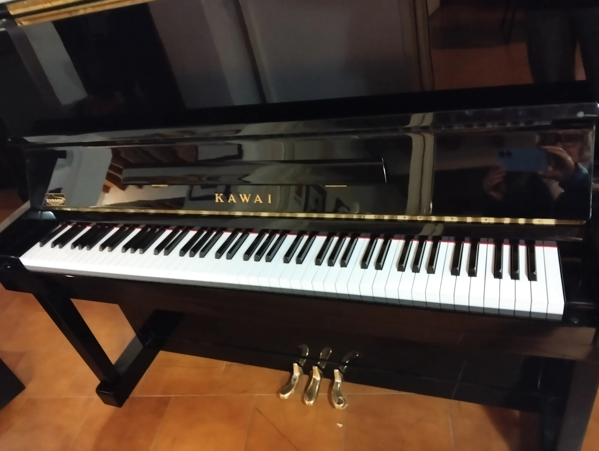 Kawai KU-1B Pianoforti Verticali usato – foto 2