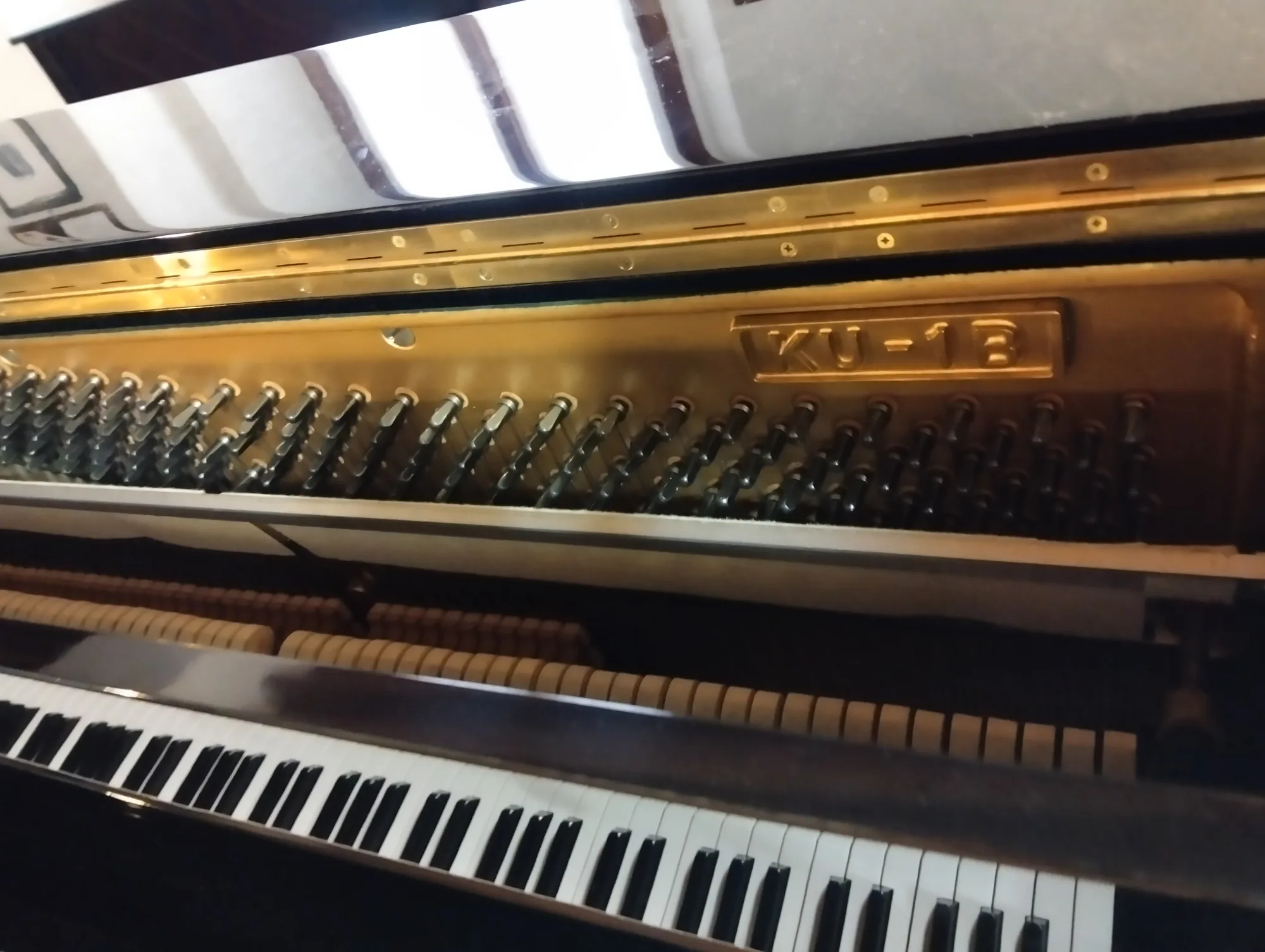 Kawai KU-1B Pianoforti Verticali usato – foto 3
