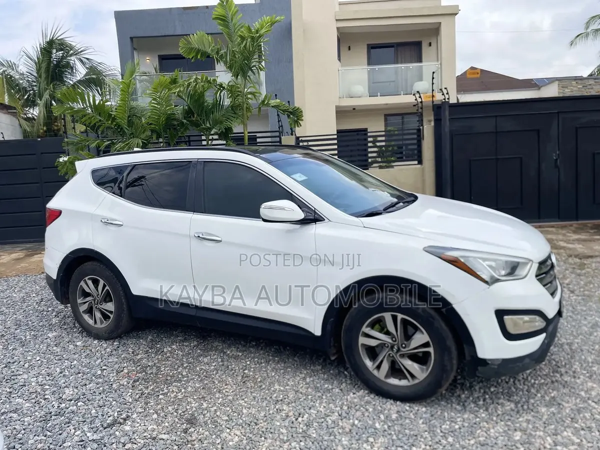 Hyundai Santa Fe 2015 White Elantra