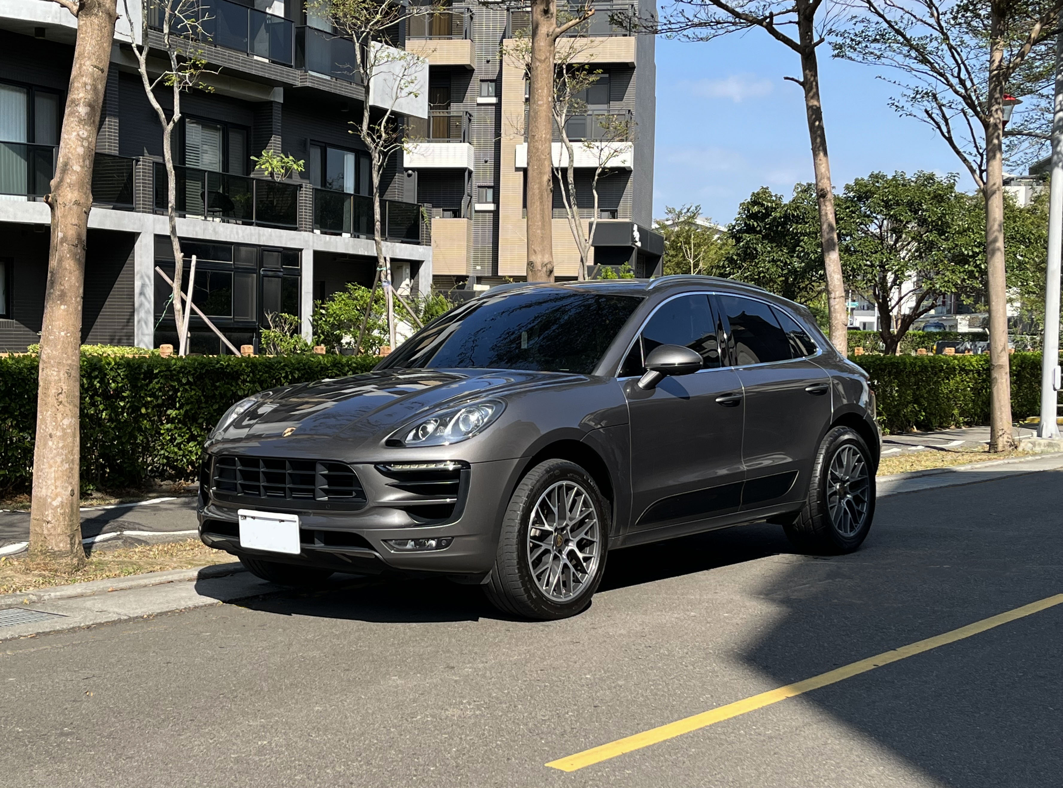 Porsche Macan S