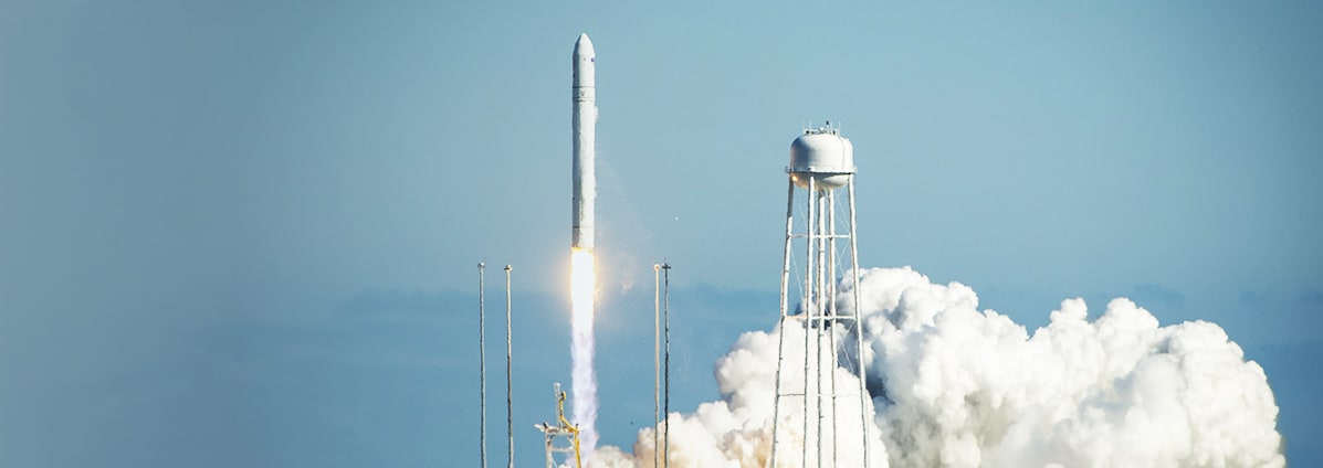 seondary-header-launch-vehcile-antares-space Image