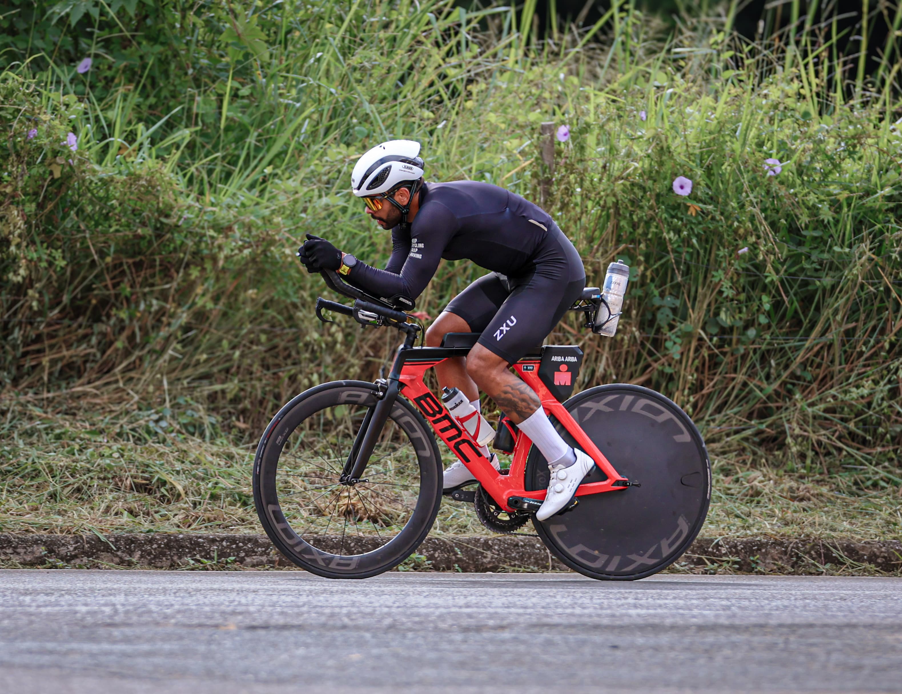RIM BRAKE Full Carbon AeroX (Perfil Fechada)