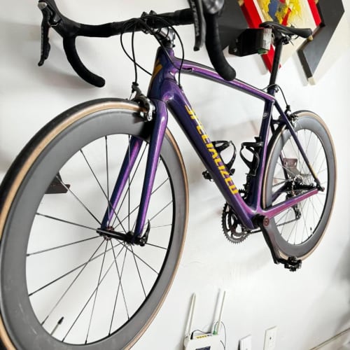 Cliente Axion Cycle com Roda de Carbono Rim Brake
