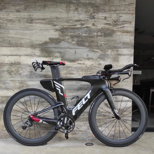 Cliente Axion Cycle com Roda de Carbono Rim Brake