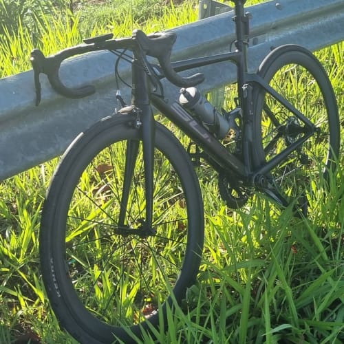 Cliente Axion Cycle com Roda de Carbono Rim Brake