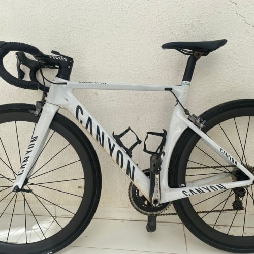 Cliente Axion Cycle com Roda de Carbono Rim Brake
