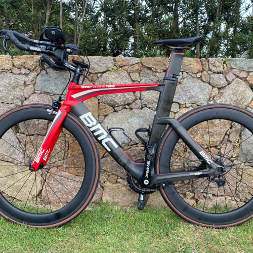 Cliente Axion Cycle com Roda de Carbono Rim Brake