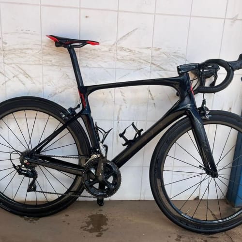 Cliente Axion Cycle com Roda de Carbono Rim Brake