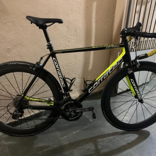 Cliente Axion Cycle com Roda de Carbono Rim Brake