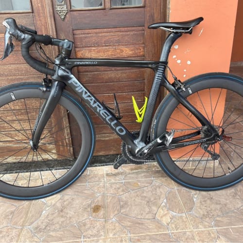 Cliente Axion Cycle com Roda de Carbono Rim Brake