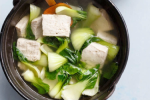 mejamakan - tofu soup with vegetables