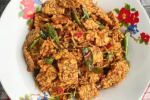 mejamakan - tempe goreng kari