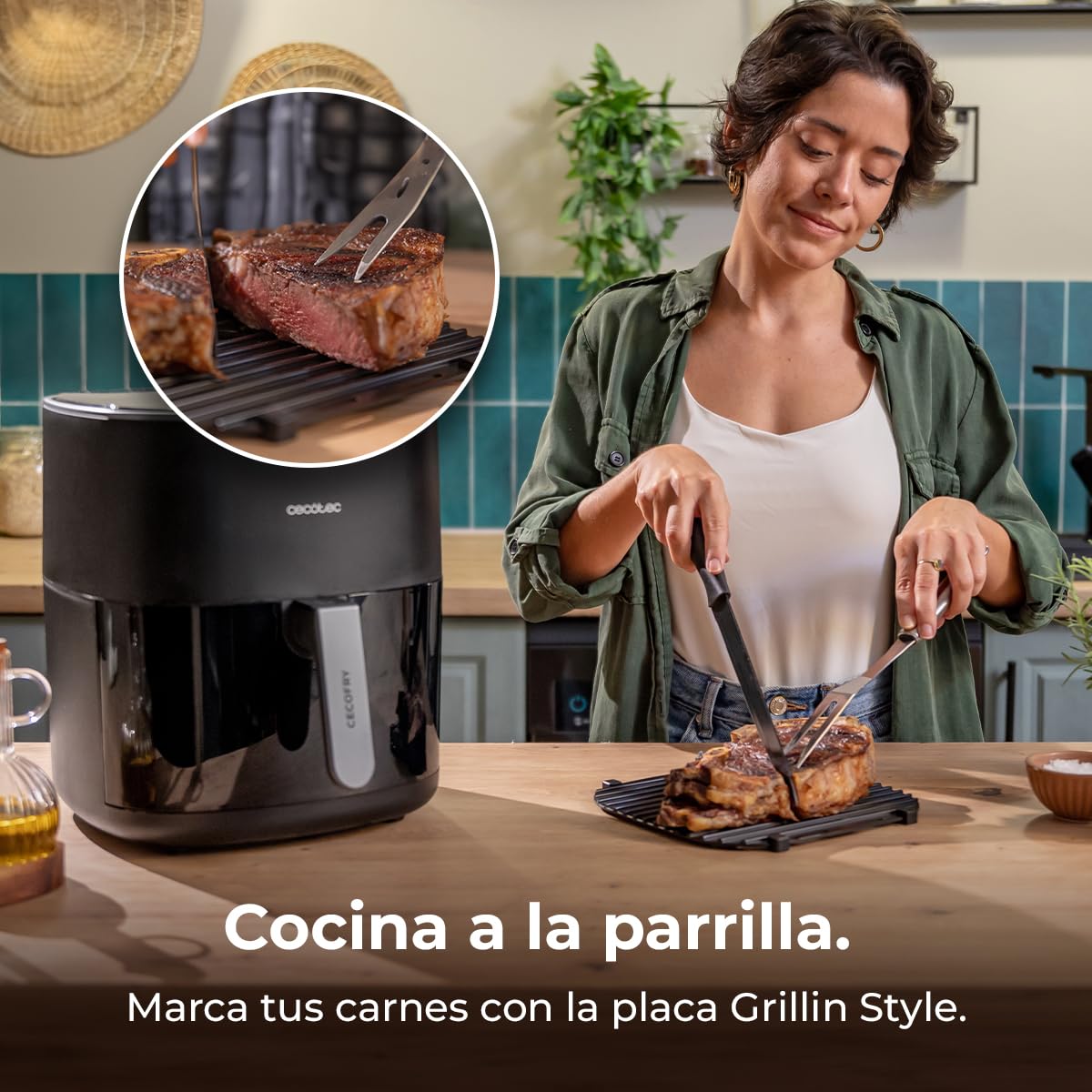 Freidora de aire Cecotec Cecofry con mujer cocinando carne a la parrilla en cocina moderna.