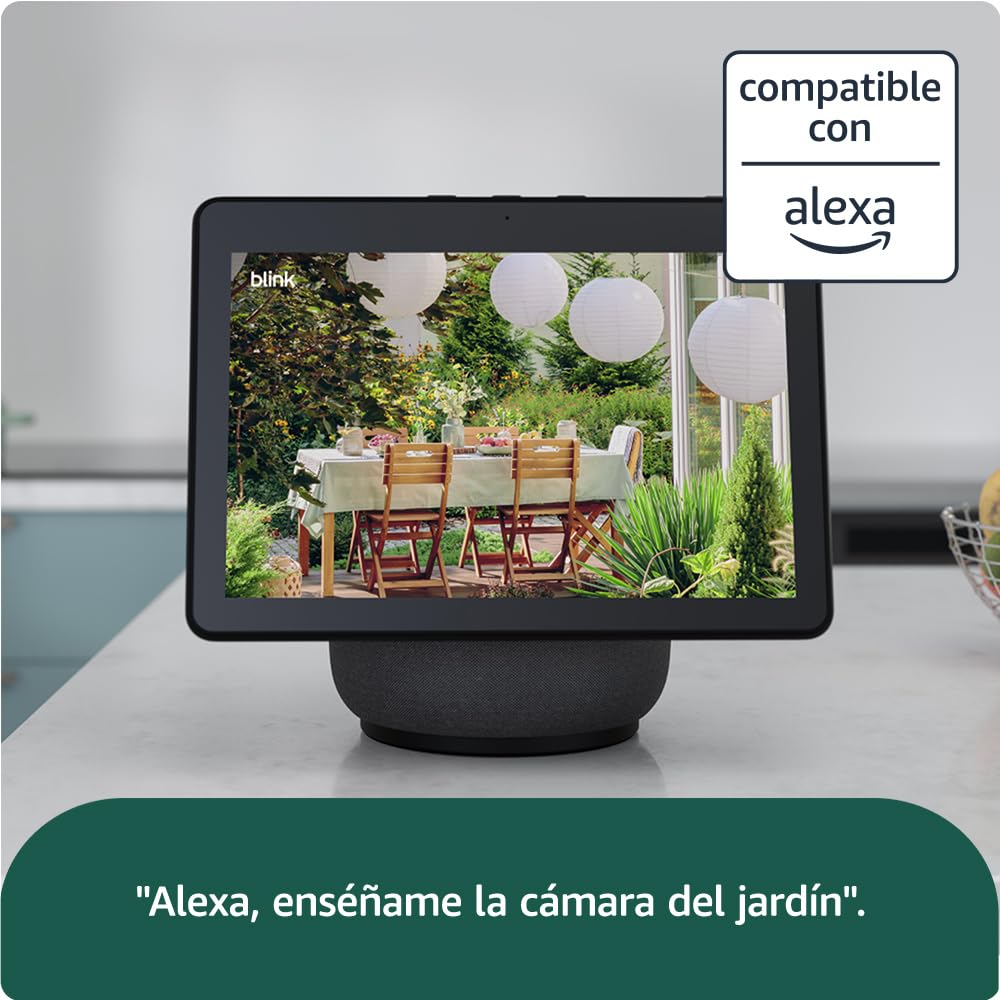 Pantalla inteligente mostrando cámara de seguridad Blink Outdoor 4 desde Alexa